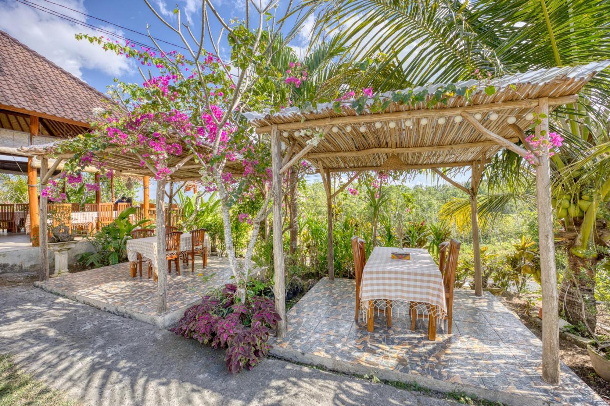 Bagia Bungalows Batumadeg Bagian luar foto