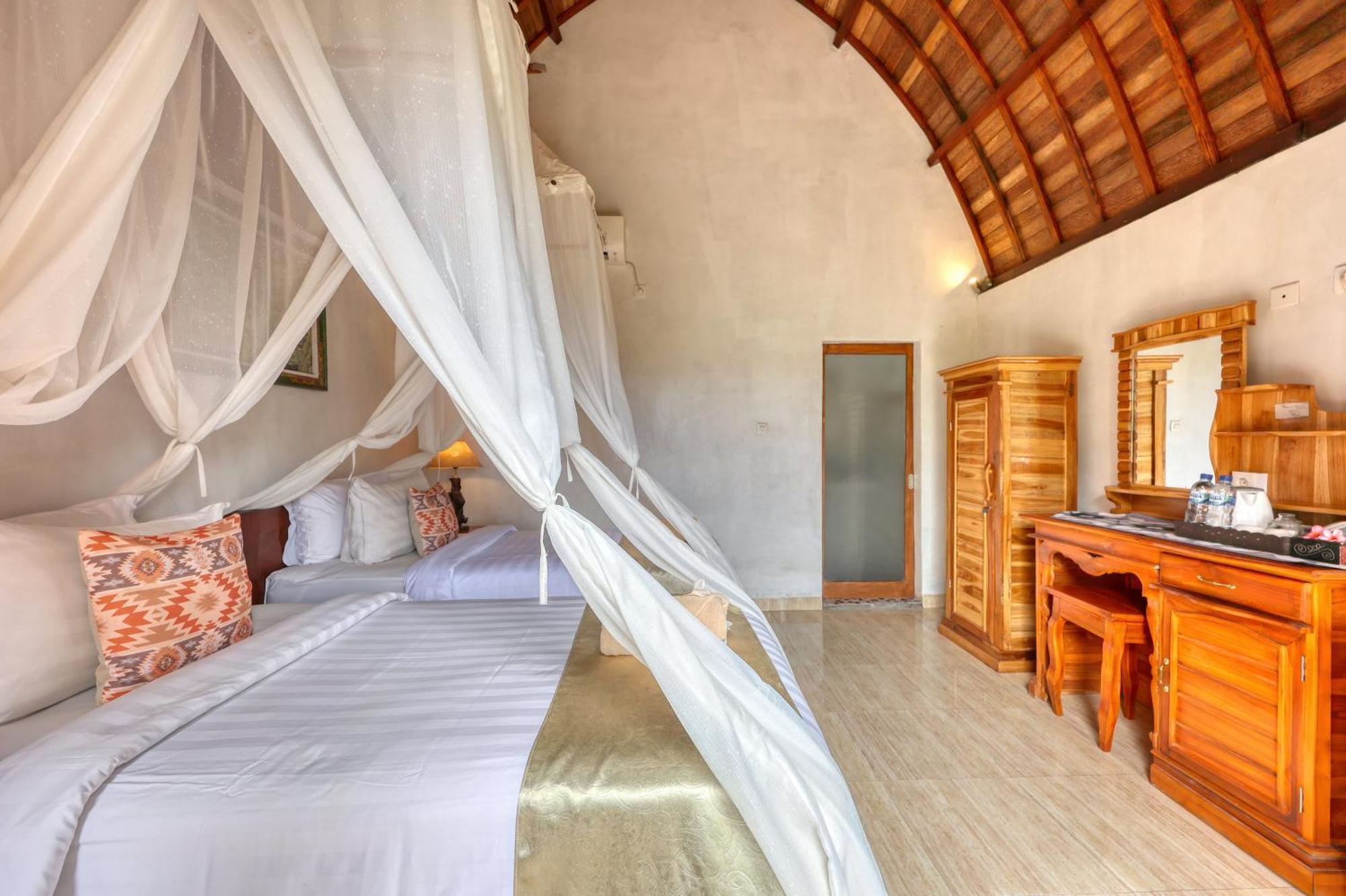 Bagia Bungalows Batumadeg Ruang foto