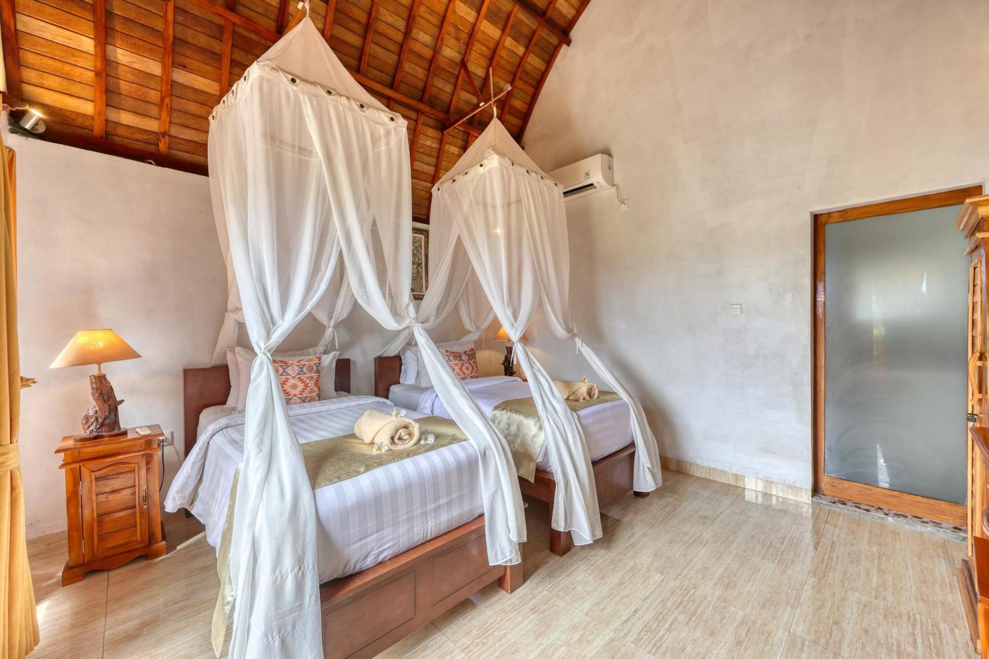 Bagia Bungalows Batumadeg Ruang foto
